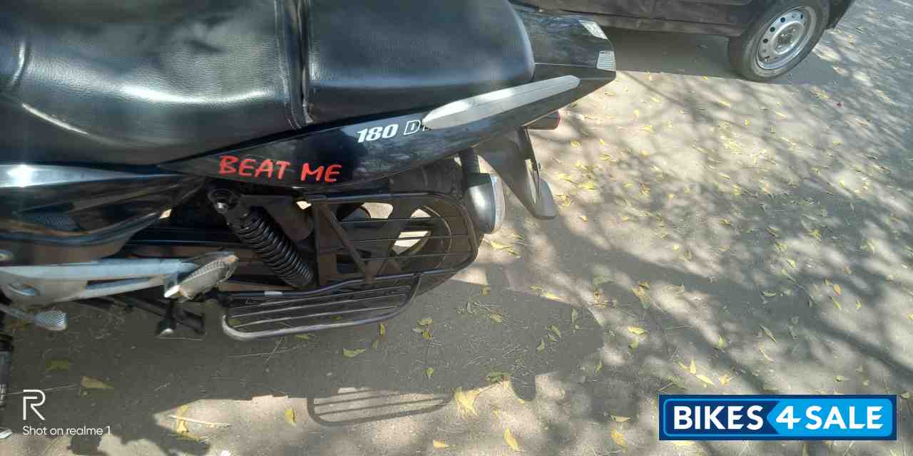 Black Bajaj Pulsar 180 DTSi