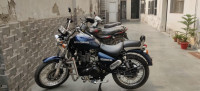 Marine Blue Royal Enfield Thunderbird 350