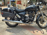 Black Royal Enfield Thunderbird 350