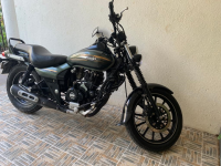 Bajaj Avenger 220 DTS-i
