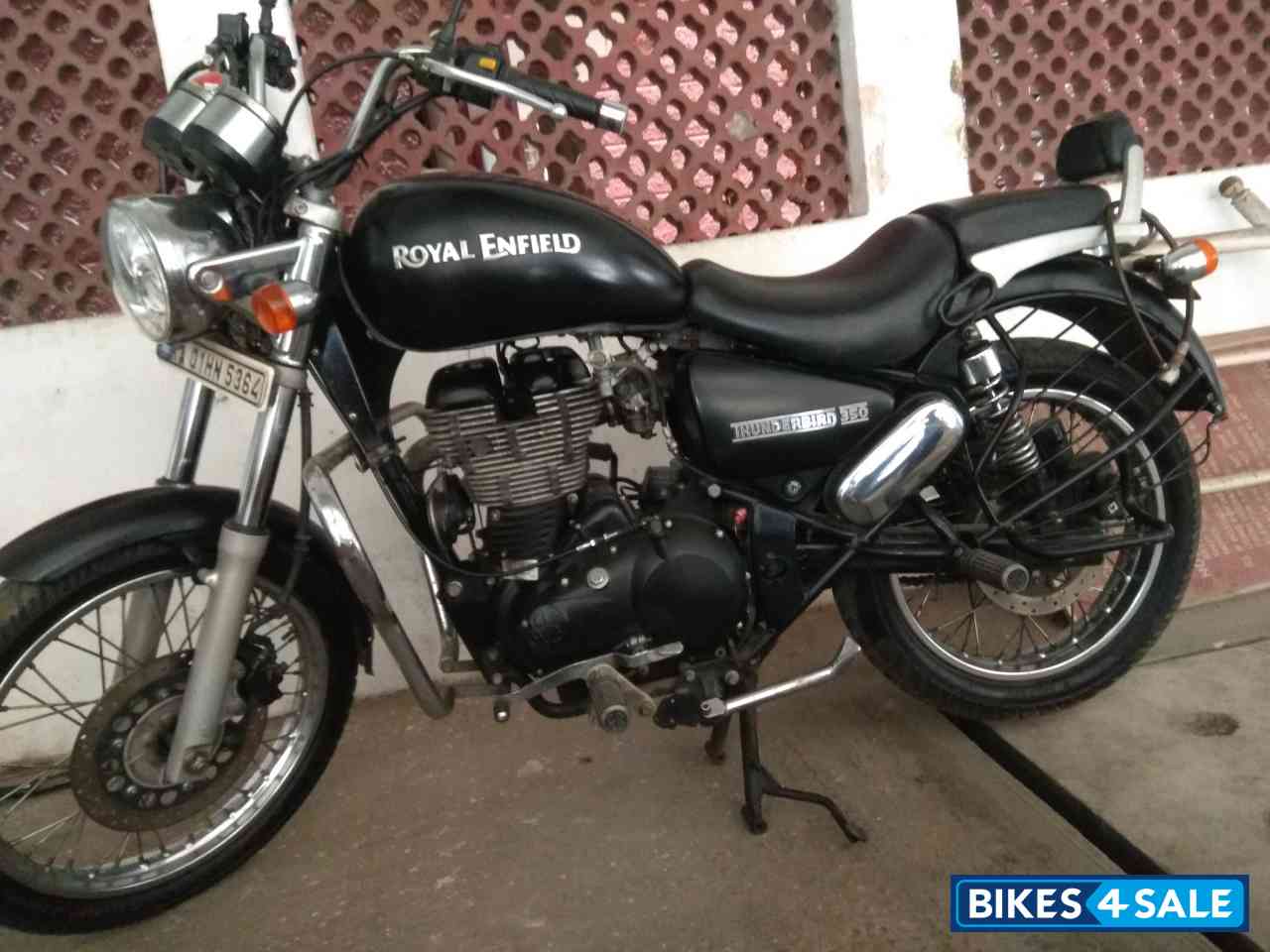 Stone Royal Enfield Thunderbird 350