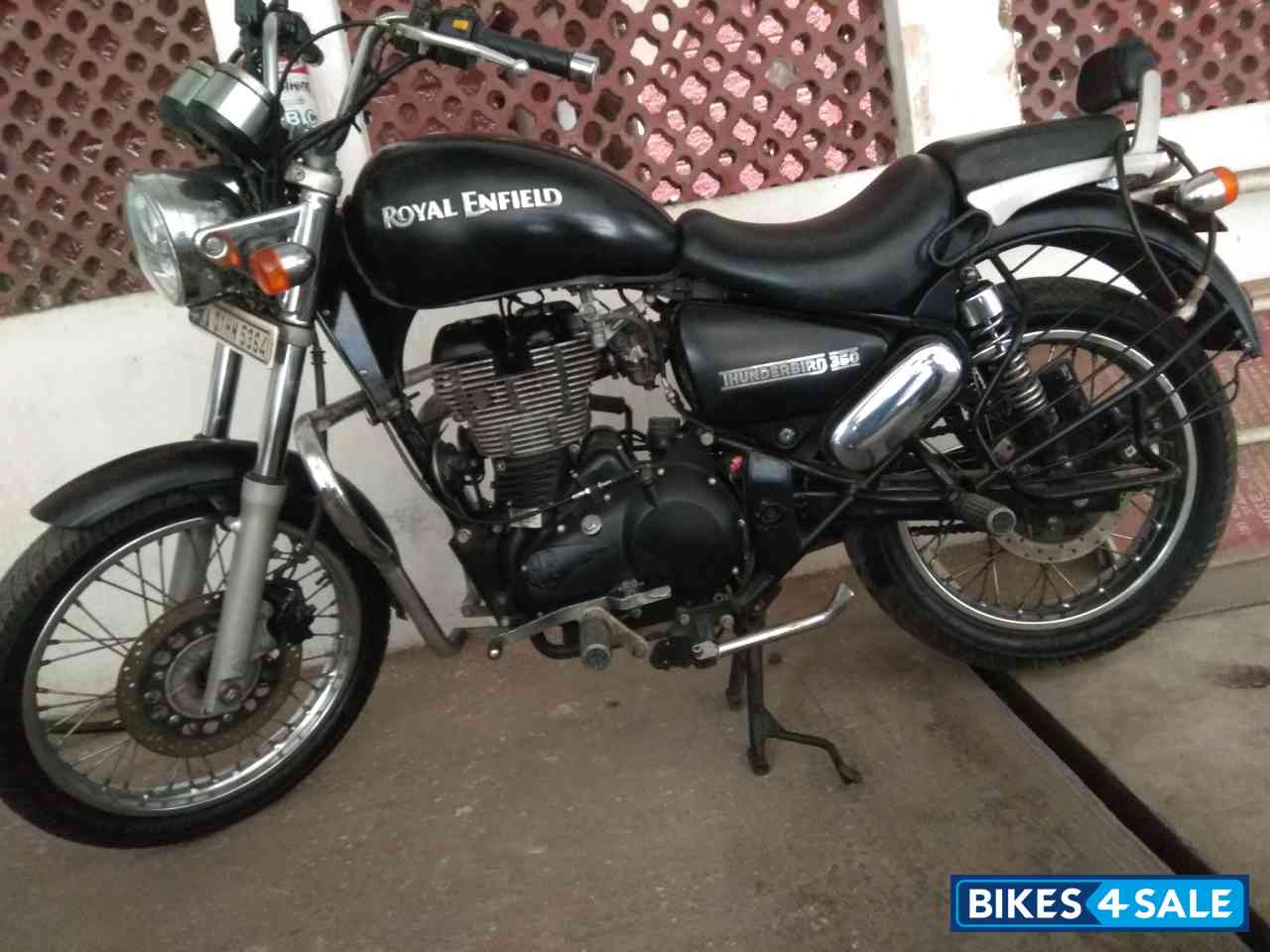 Stone Royal Enfield Thunderbird 350