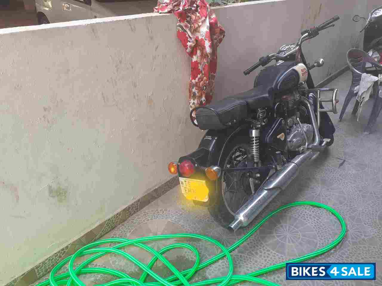 Black Royal Enfield Classic 350