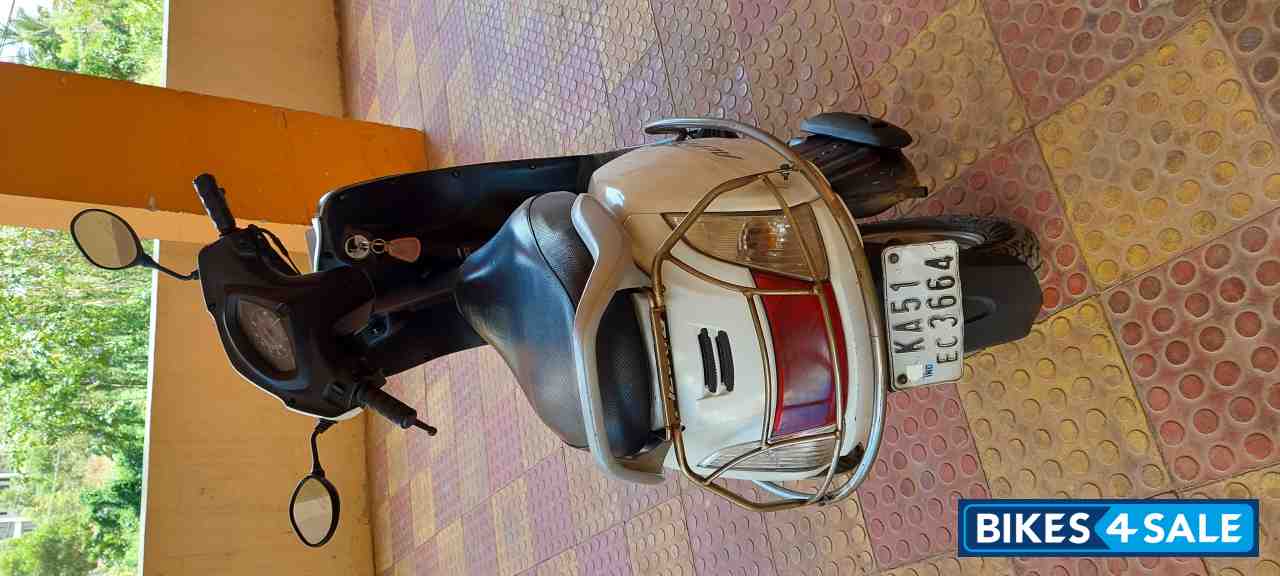 White Honda Activa White Honda Activa