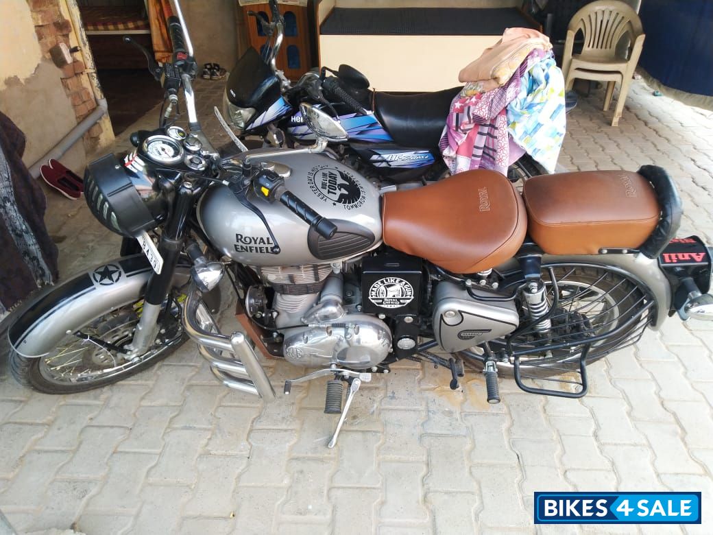 Royal Enfield Classic Gunmetal Grey