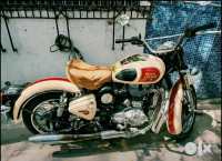 Tan Royal Enfield Classic 500
