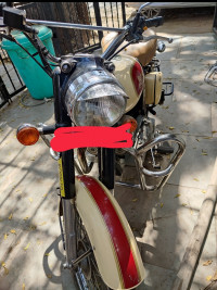 Tan Royal Enfield Classic 500