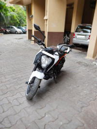 White KTM Duke 250