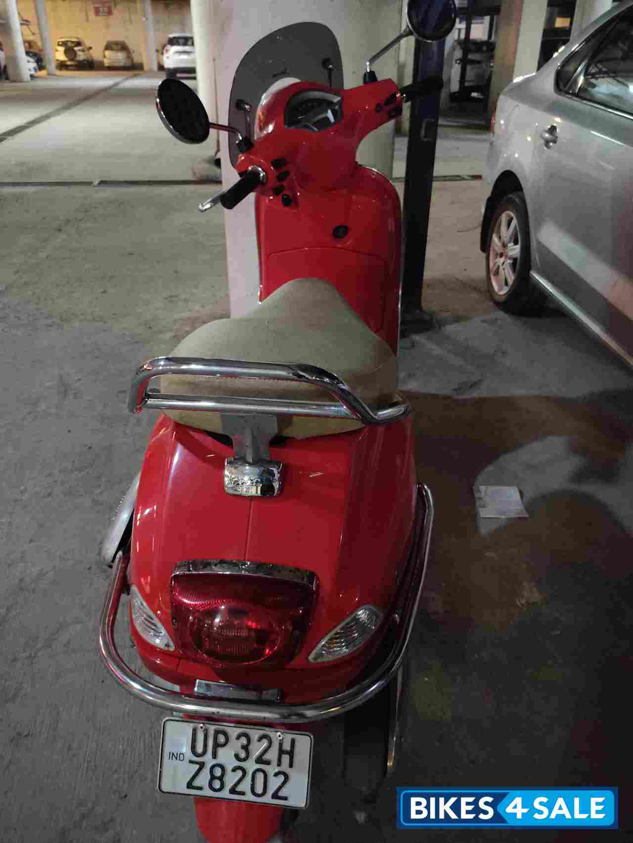 Red Vespa VXL 150