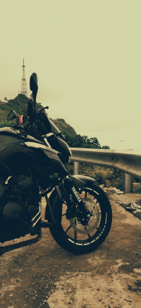 Yamaha FZ25