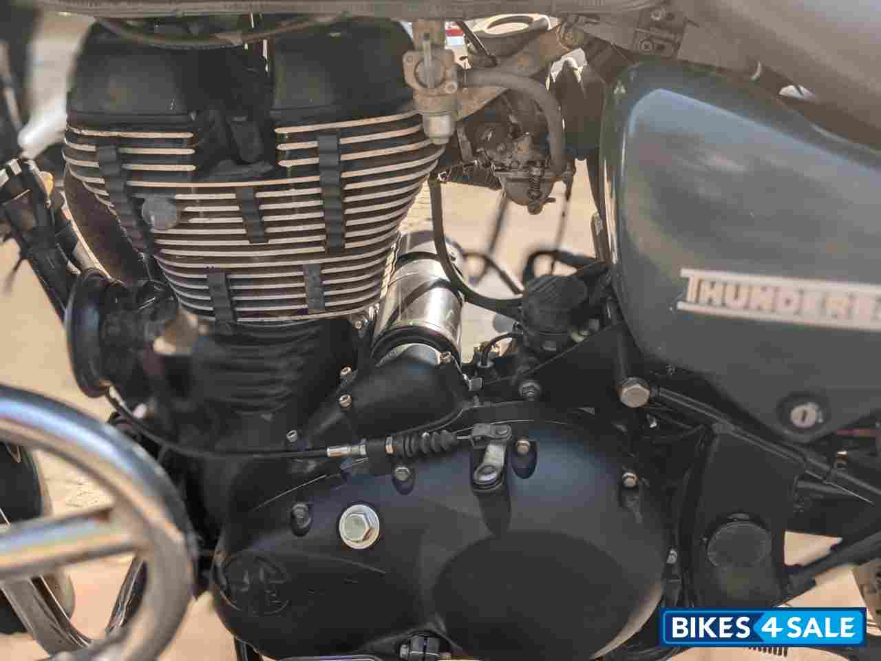 Asphalt Royal Enfield Thunderbird 350