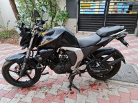 Black Yamaha FZ16