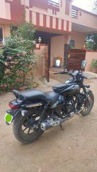 Bajaj Avenger Street 180