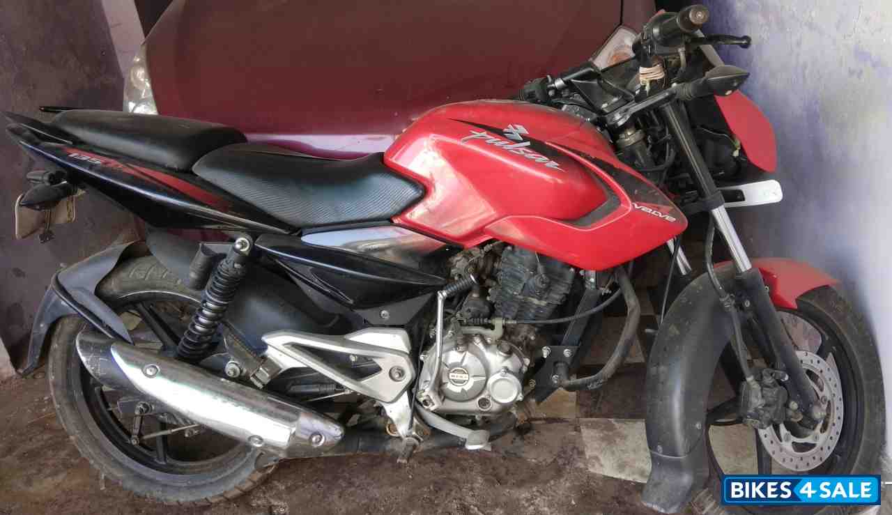 Bajaj Pulsar 135LS