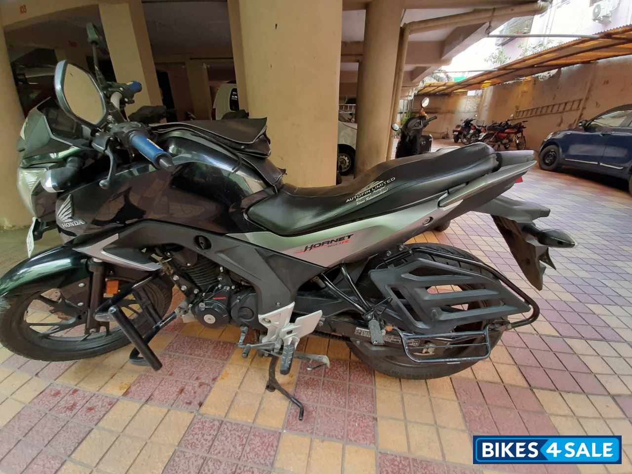 Honda CB Hornet 160R