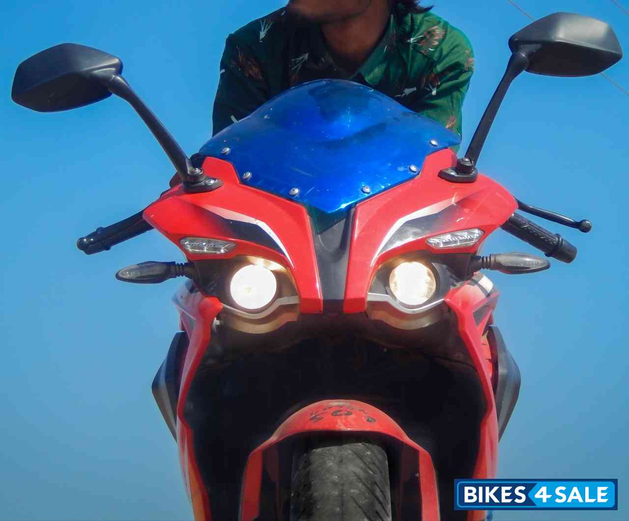 Red & Black Bajaj Pulsar RS 200 ABS
