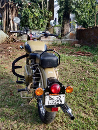 Royal Enfield Classic Desert Storm