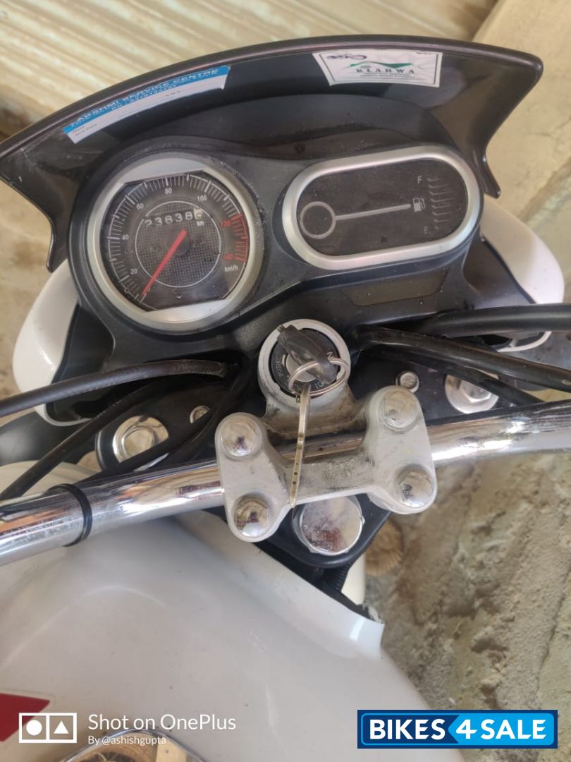 White Bajaj V15