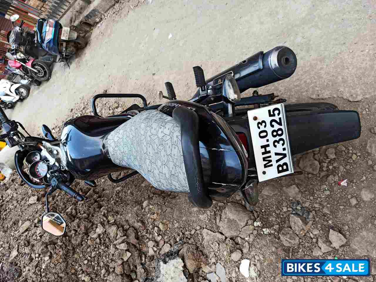 Black Honda CB Unicorn