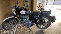 Royal Enfield Classic 500 2017 Model