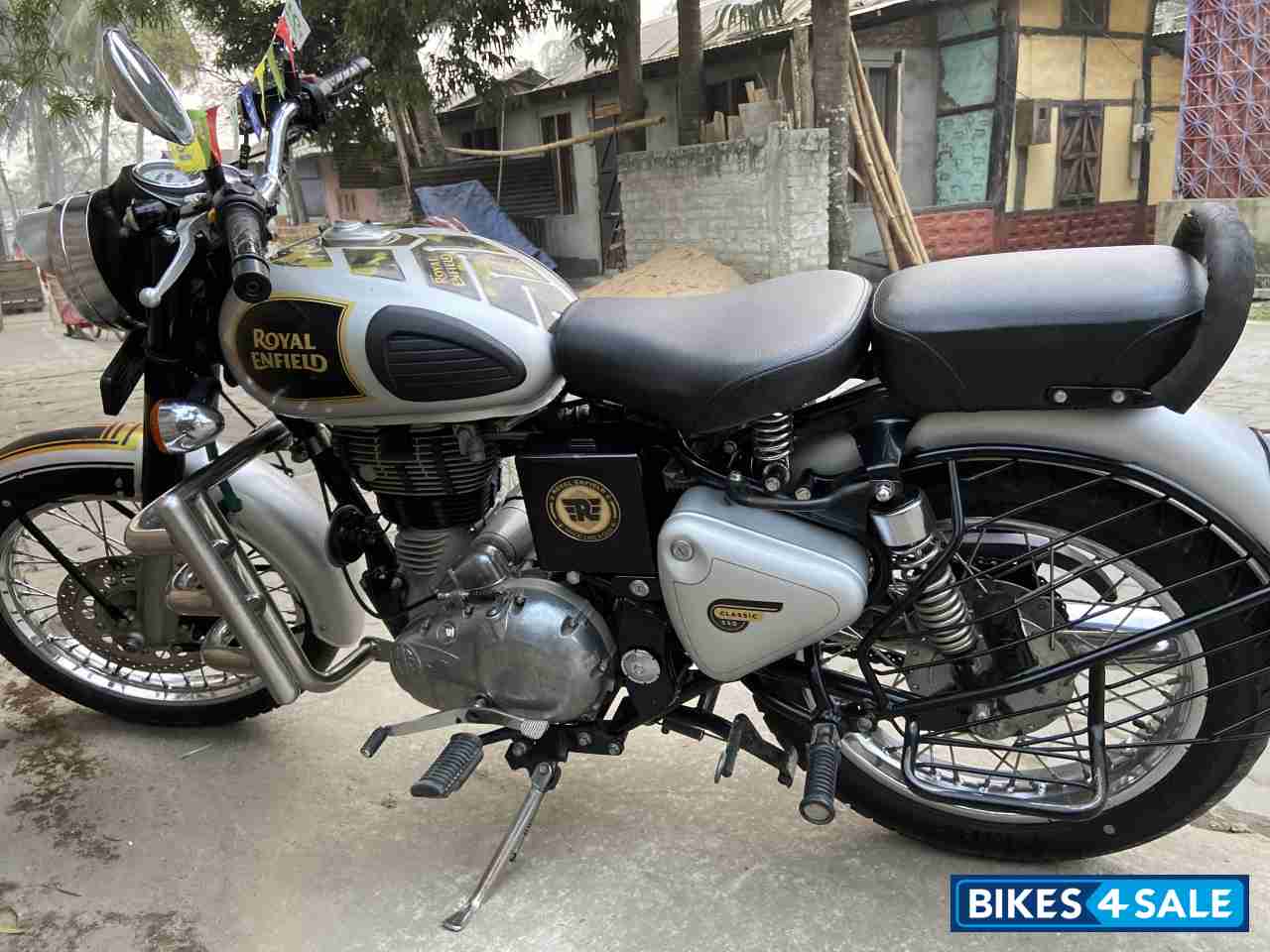 Silver Royal Enfield Classic 350