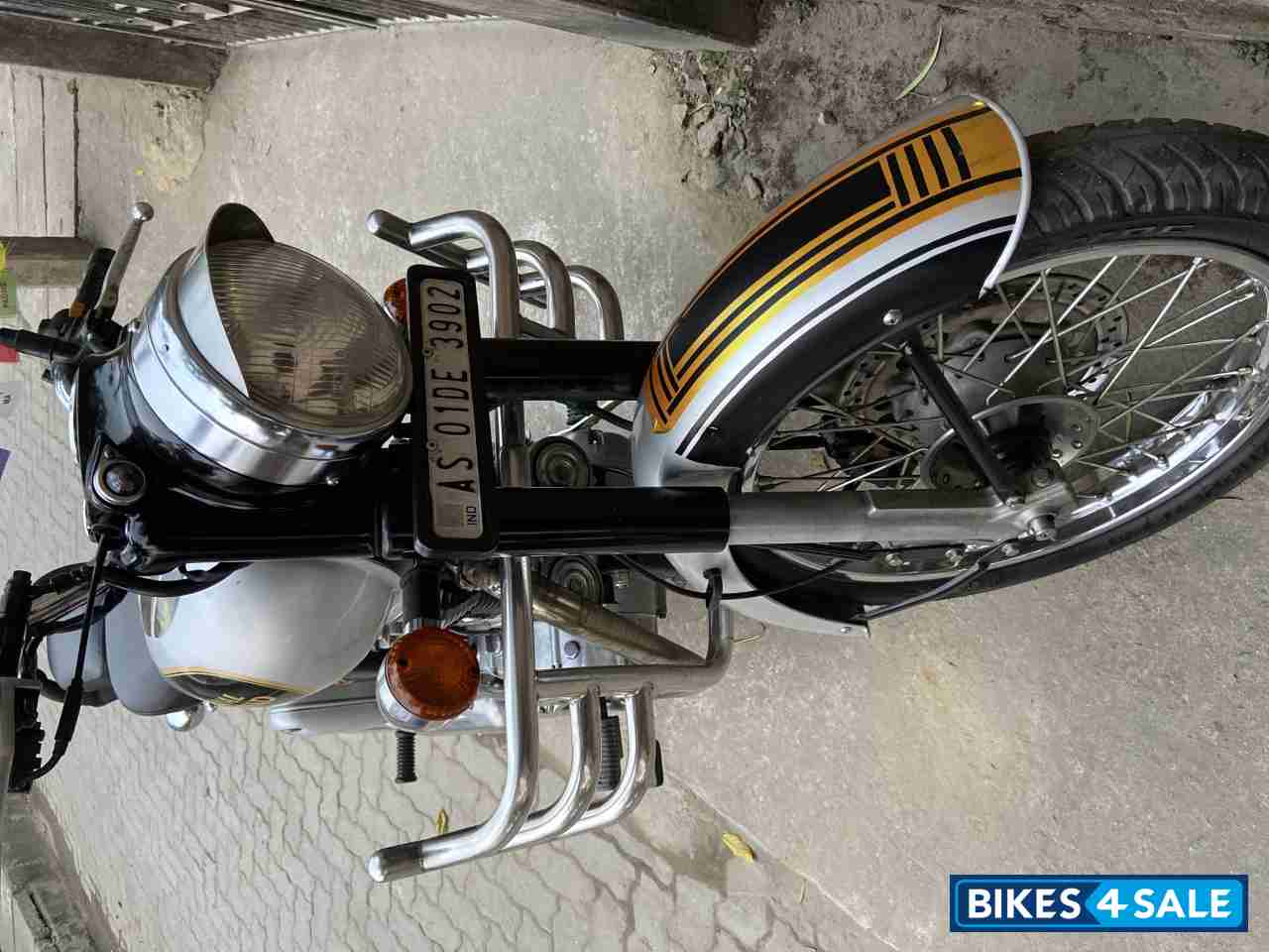 Silver Royal Enfield Classic 350