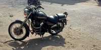 Lighting Royal Enfield Thunderbird 350