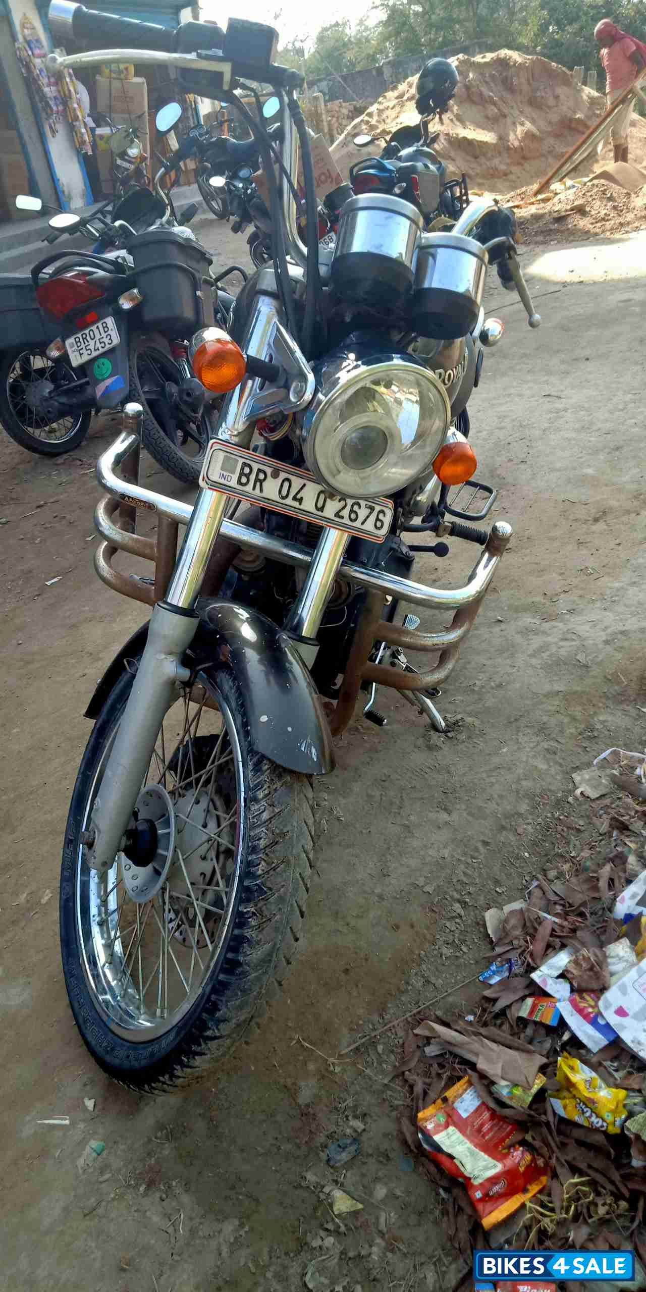 Lighting Royal Enfield Thunderbird 350