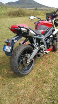 Diablo Red Triumph Speed Triple 675 ABS