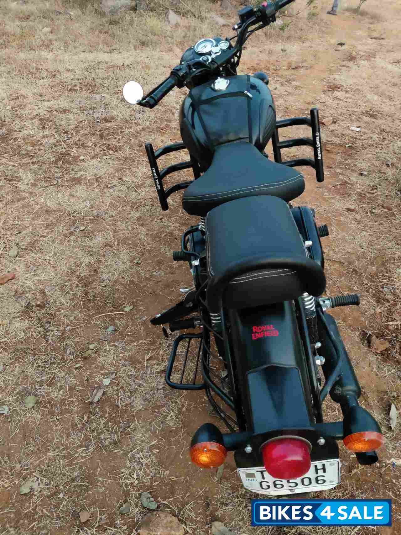 Stealth Black Royal Enfield Classic 350 Dual Channel BS6