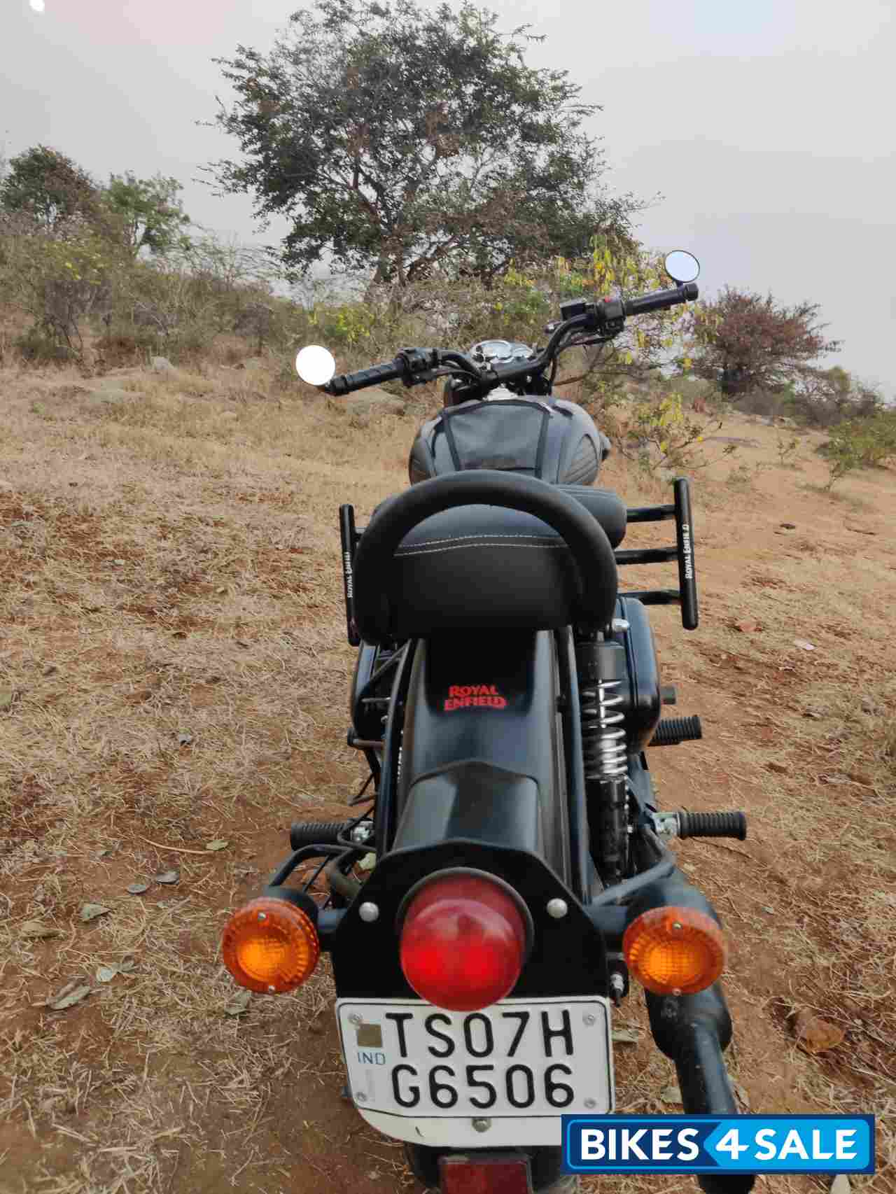 Stealth Black Royal Enfield Classic 350 Dual Channel BS6