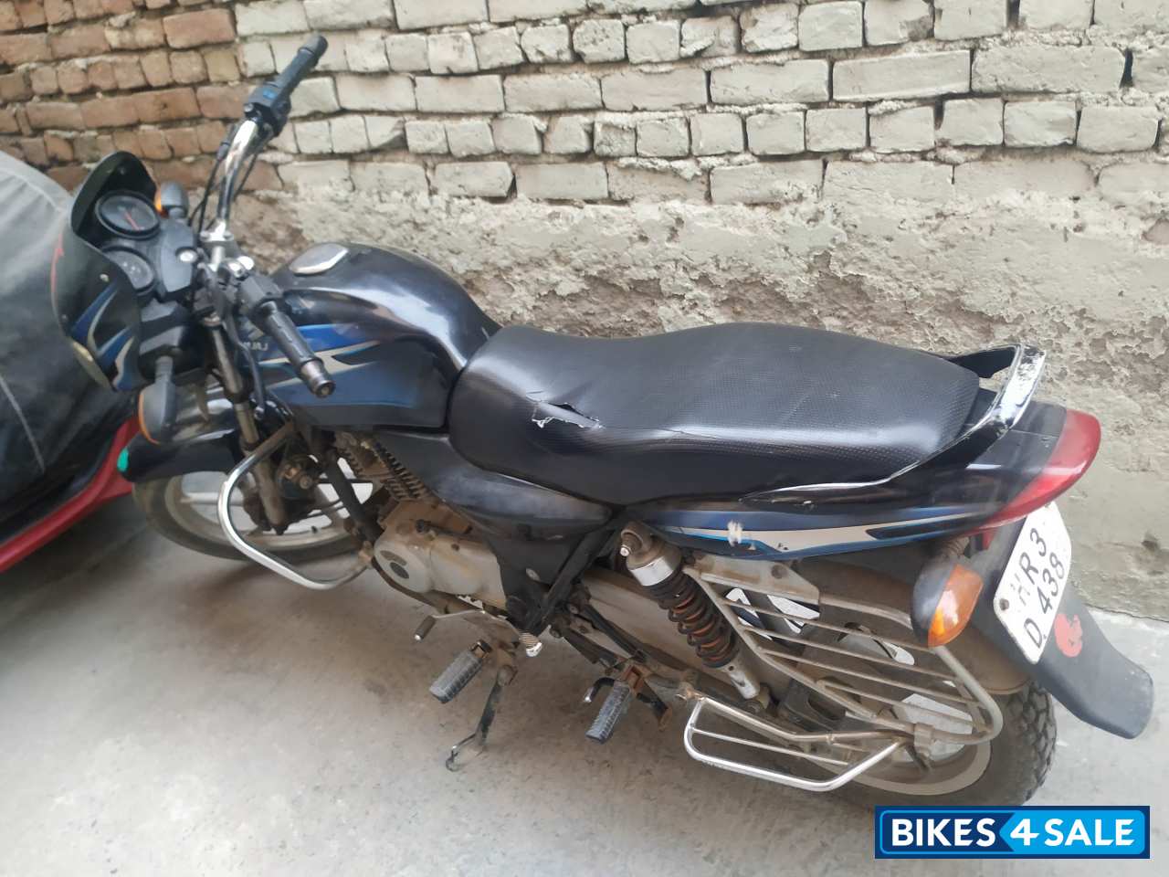 Bajaj Discover DTSi 125