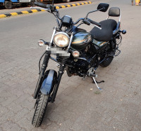 Bajaj Avenger Street 220