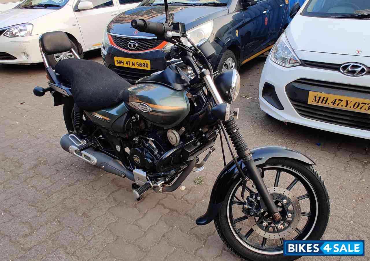 Bajaj Avenger Street 220