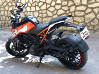 Orange KTM Duke 250