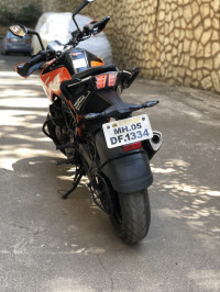 Orange KTM Duke 250