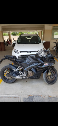 Bajaj Pulsar RS 200