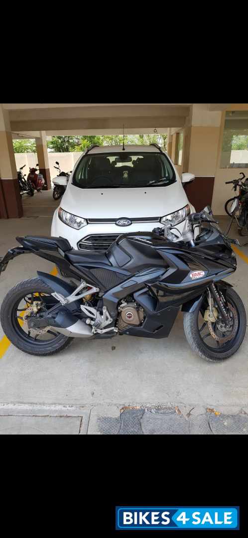 Bajaj Pulsar RS 200 Bajaj Pulsar RS 200