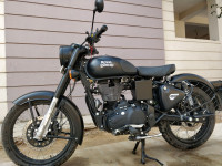 Royal Enfield Classic Stealth Black 2018 Model