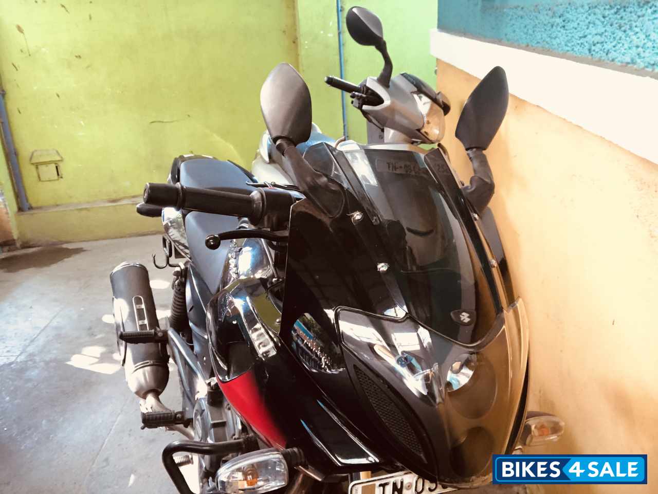 Bajaj Pulsar 220 DTSi