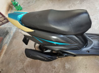 Electric Blue Yamaha Ray Z