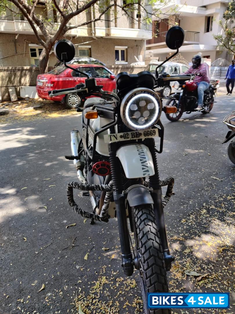 Snow Royal Enfield Himalayan