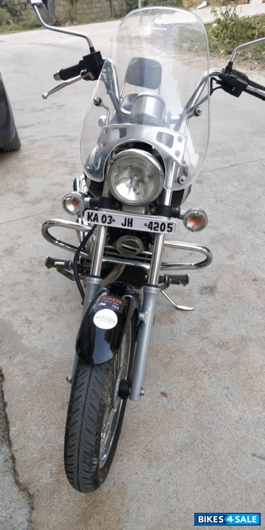 Bajaj Avenger Cruise 220 Bajaj Avenger Cruise 220