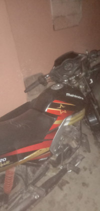 Multi Colour Mahindra Centuro Rockstar