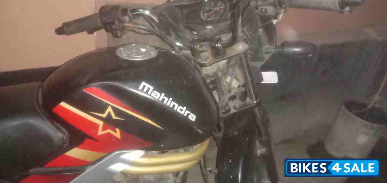 Multi Colour Mahindra Centuro Rockstar