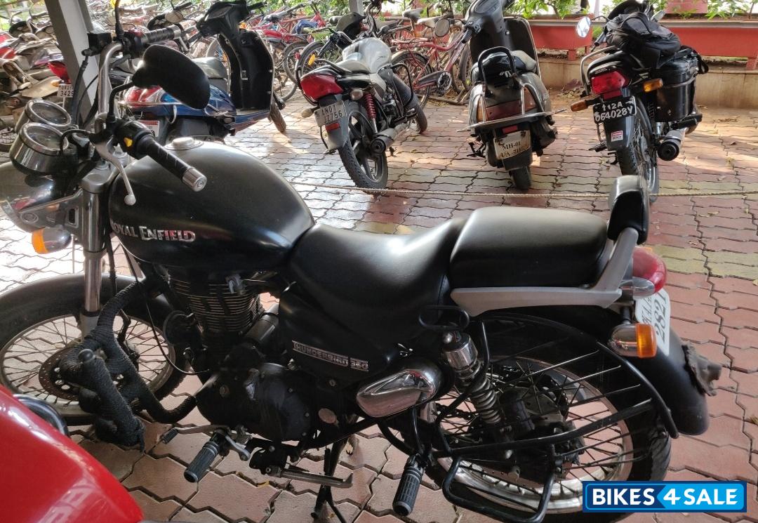 Matte Black Royal Enfield Thunderbird 350