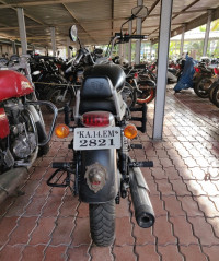 Matte Black Royal Enfield Thunderbird 350