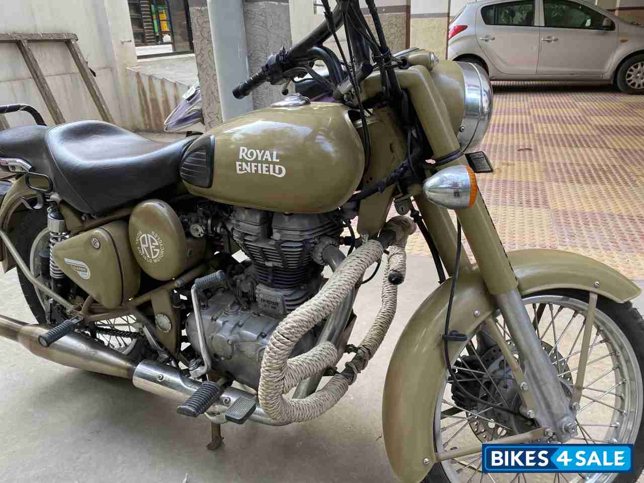 Royal Enfield Classic Desert Storm
