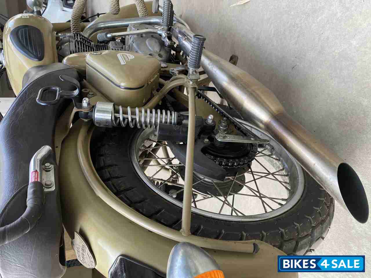 Royal Enfield Classic Desert Storm