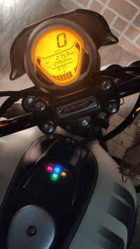 Bajaj Avenger Street 220